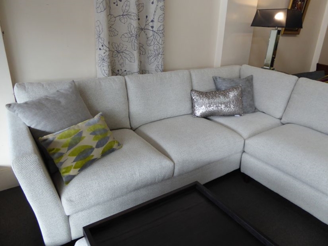 Annecy Corner Unit