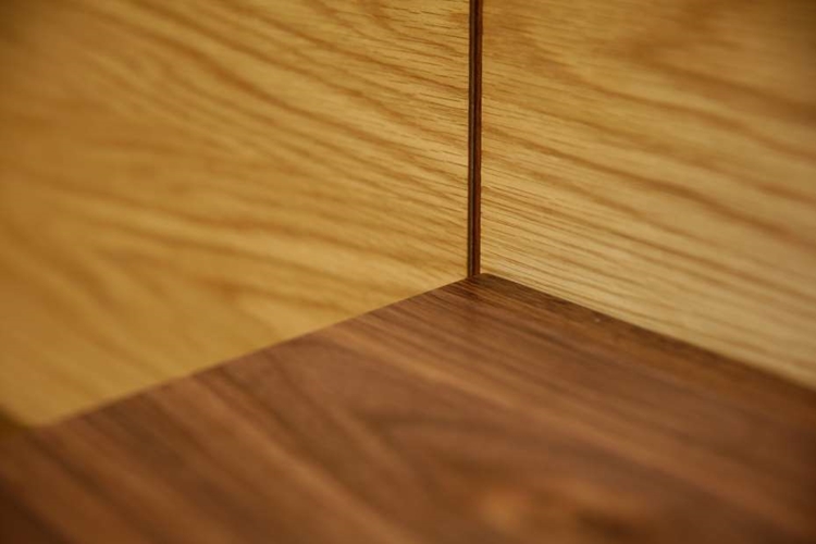 Panel bed