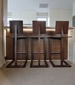 Bar stool